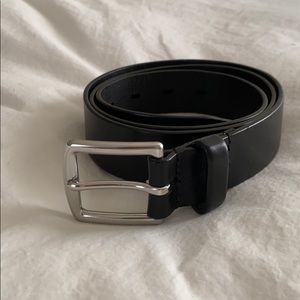Black Italian Leather Belt 36 Banana Republic